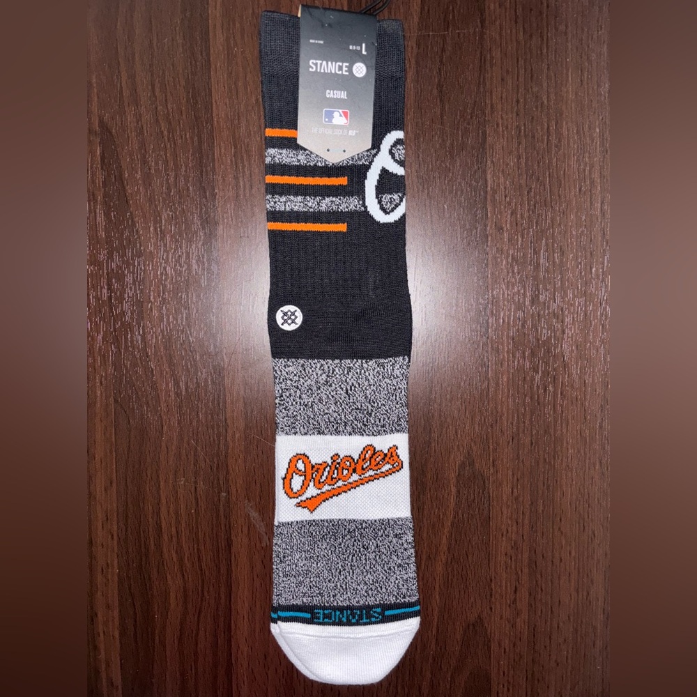 BALTIMORE ORIOLES STANCE NOVELTY CREW SOCKS NWT MEN’S SHOE SIZE 9-13